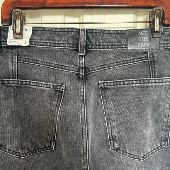 We The Free Zena Black Jeans - Size 30- NWT - Picture 7 of 13
